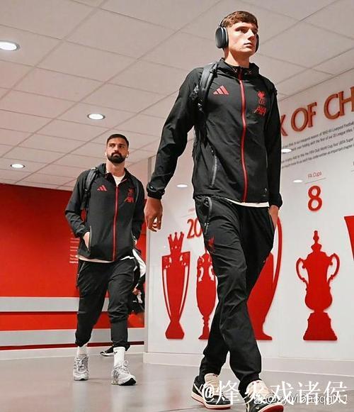 利物浦后悔了吗?玛玛达面对巴萨被狂灌7球 利物浦后悔了吗?玛玛达面对巴萨被狂灌7球