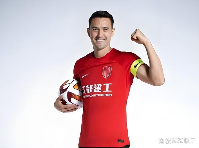 蓉城队长周定洋本轮跑动距离13498米居首 连续5轮登顶